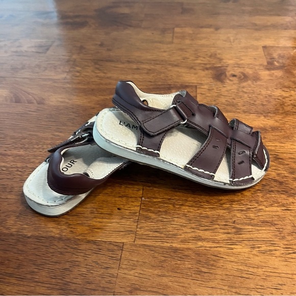 L’Amour boys dark brown brandy colored leather sandals size 8 - Picture 1 of 9